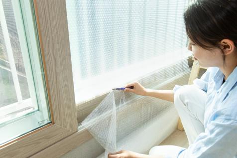 8 Ways to Insulate Drafty Windows HGTV